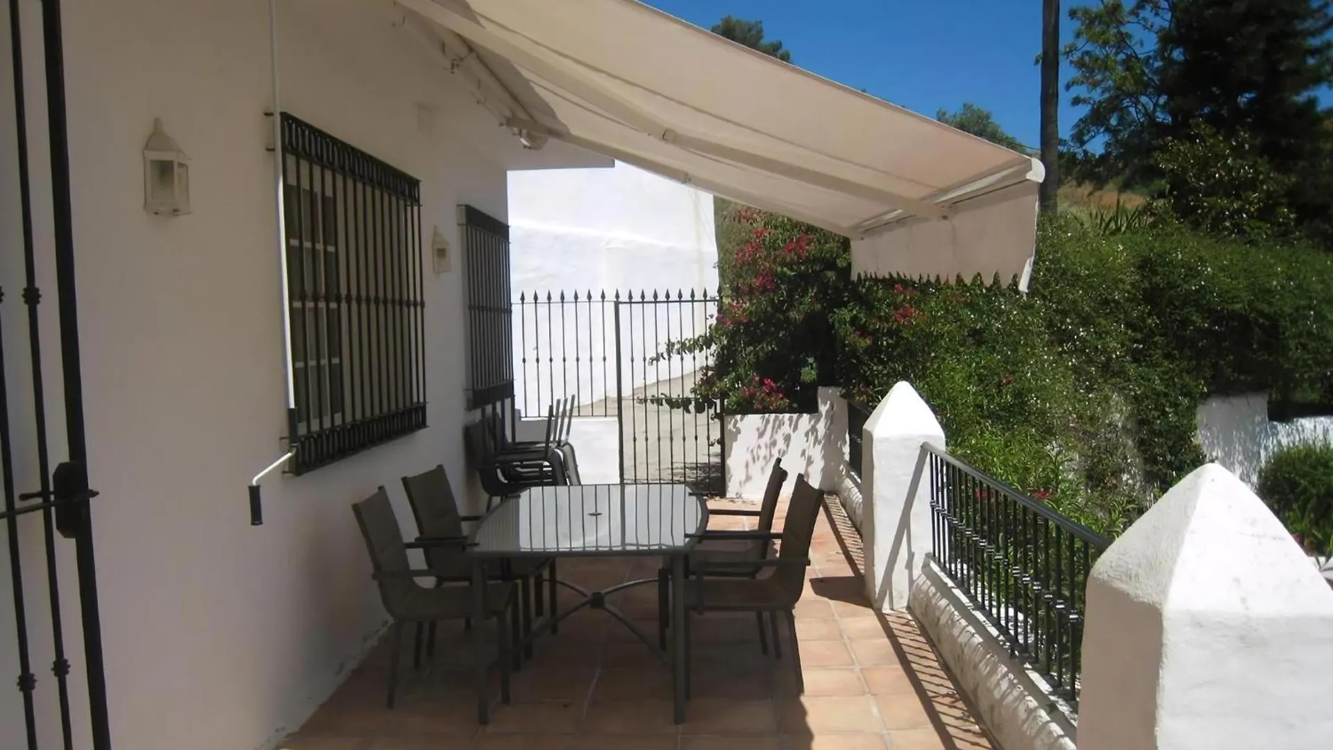 Hébergement de vacances Villa La Recalada Mit Privatpool Estepona