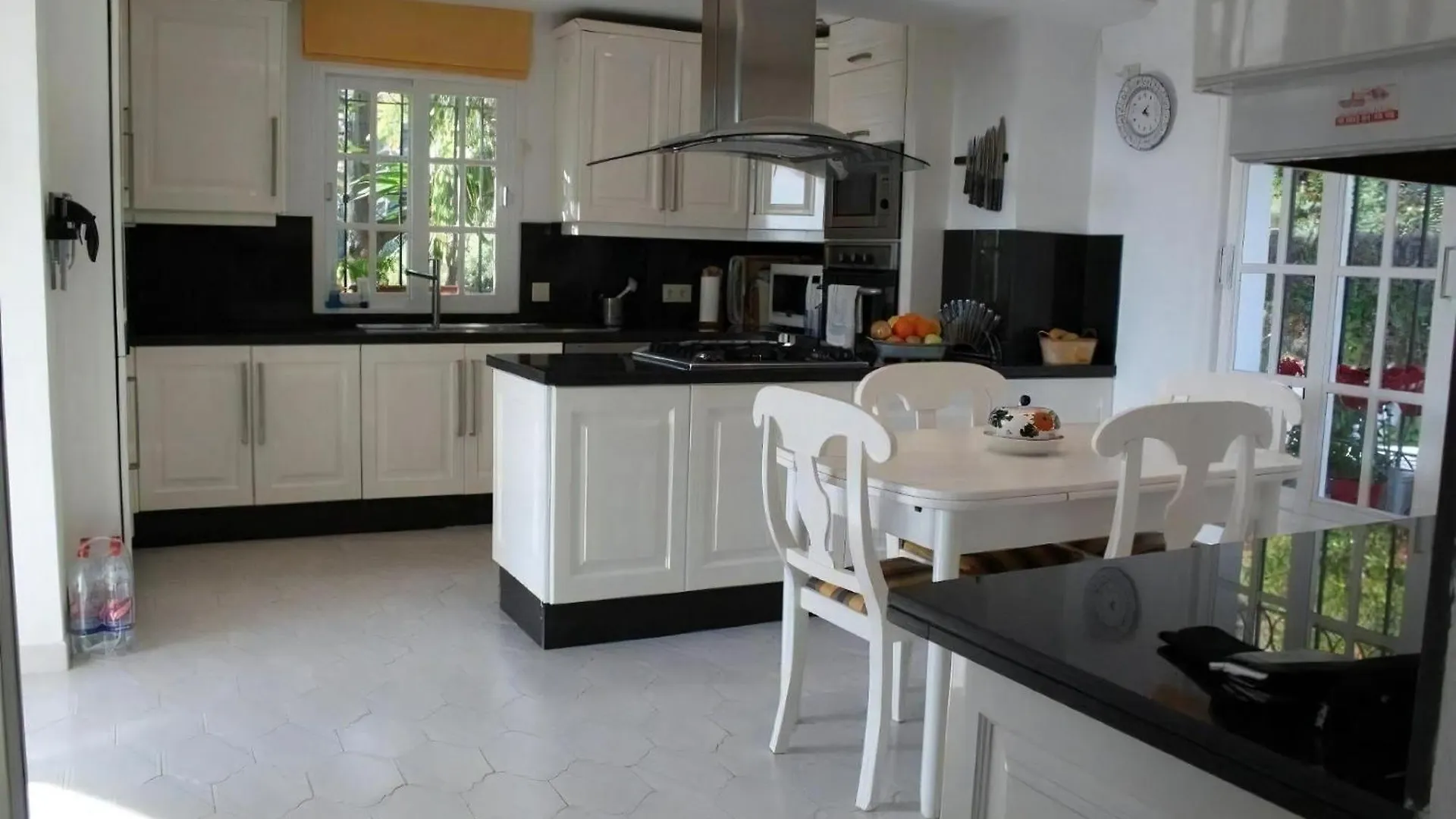 Villa La Recalada Mit Privatpool Estepona Spain